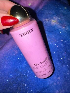TRULY Skin Smoothie Gentle Facial Cleanser - Pink